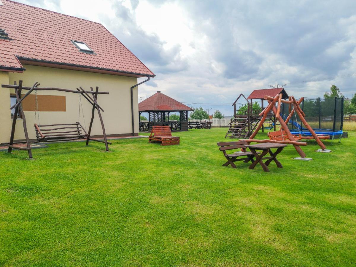 Hostal Wichrowe Wzgórze Krajno Pierwsze Exterior foto