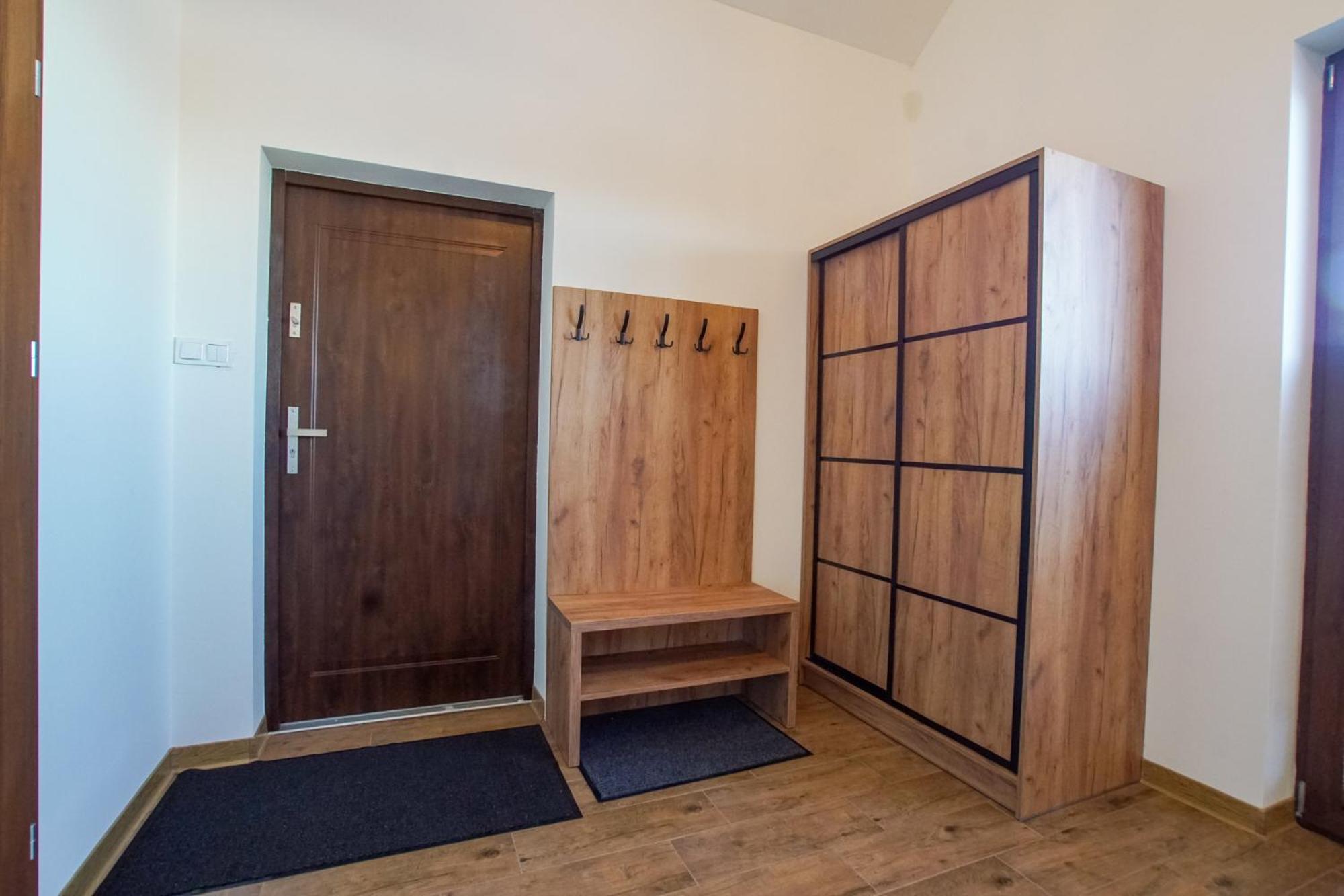 Hostal Wichrowe Wzgórze Krajno Pierwsze Exterior foto