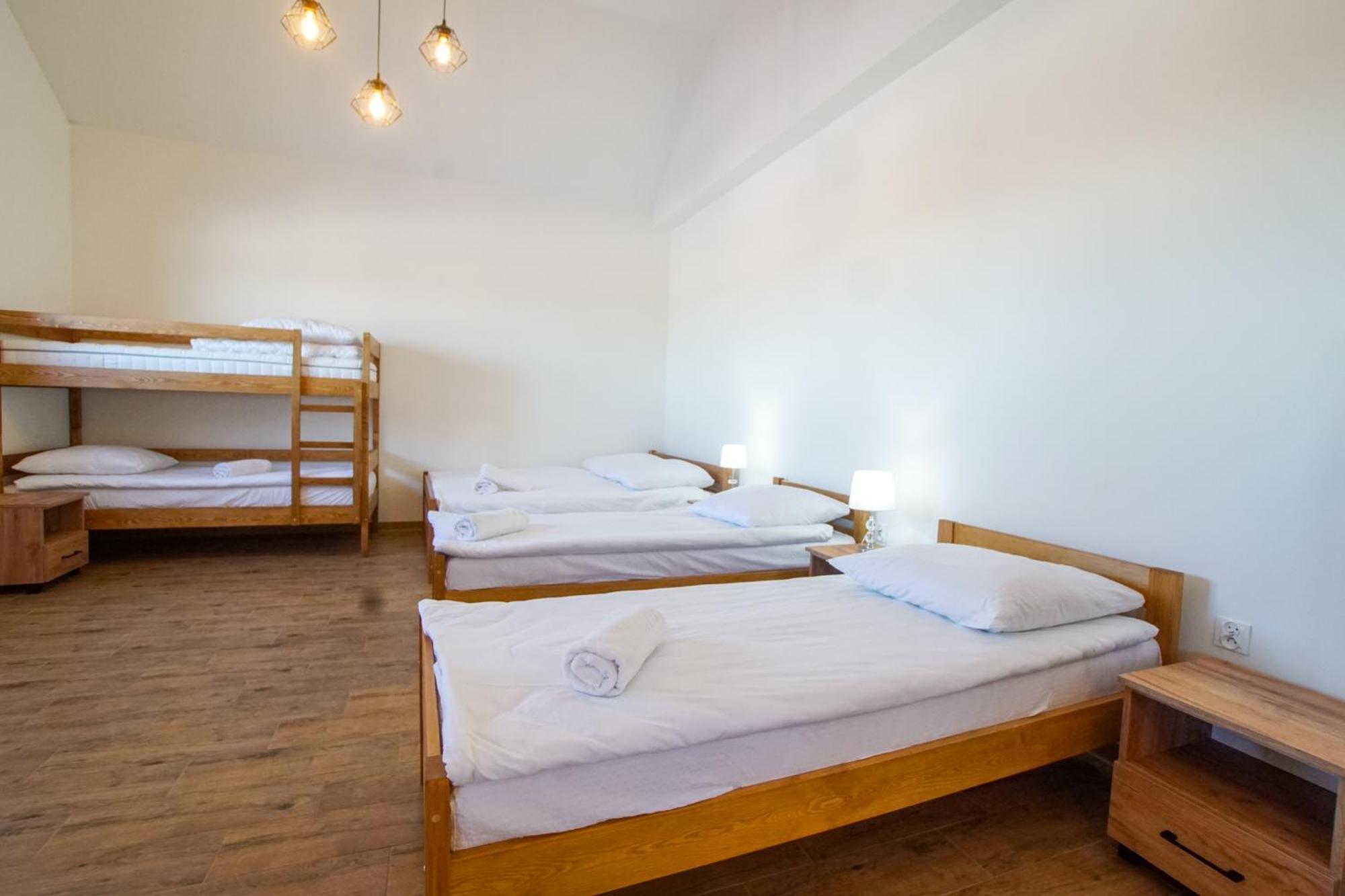 Hostal Wichrowe Wzgórze Krajno Pierwsze Exterior foto