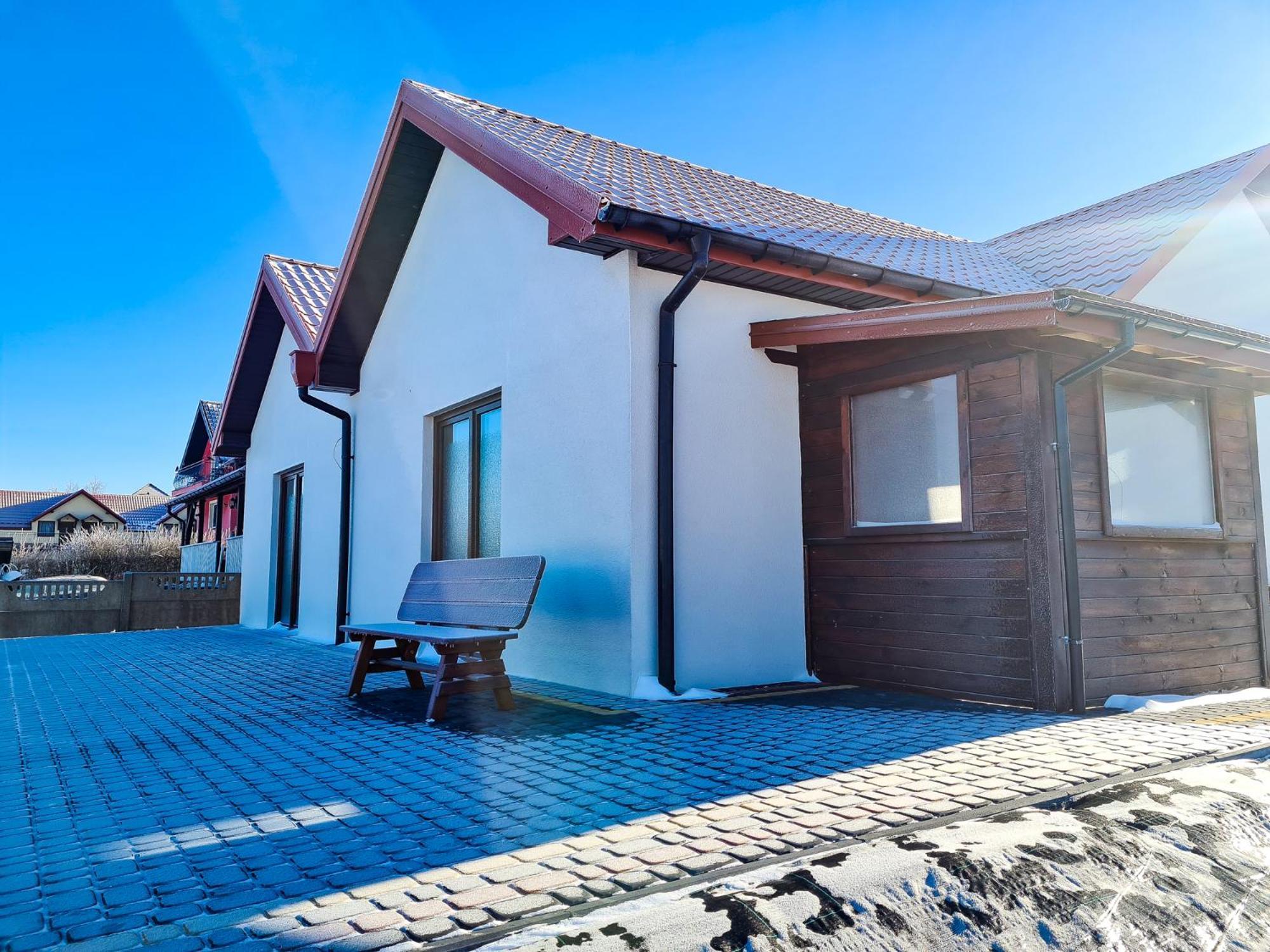 Hostal Wichrowe Wzgórze Krajno Pierwsze Exterior foto