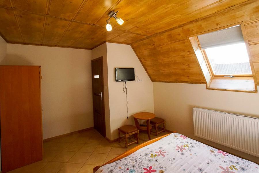 Hostal Wichrowe Wzgórze Krajno Pierwsze Exterior foto